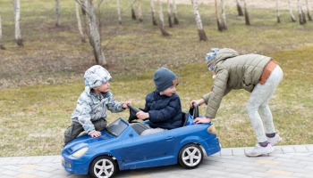 VOITURES ÉLECTRIQUES POUR ENFANTS 2025 - LEADER EN FRANCE